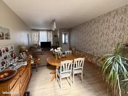 maison 5 pièces 95 m²