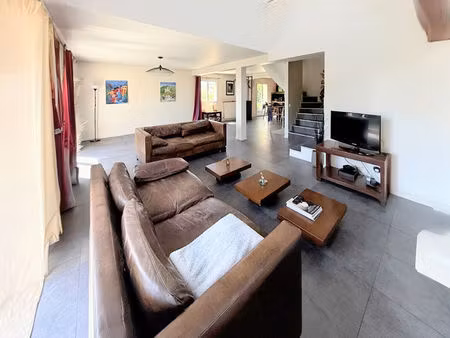 superbe maison type loft / secteur des coteaux / environ 556 m² de terrain