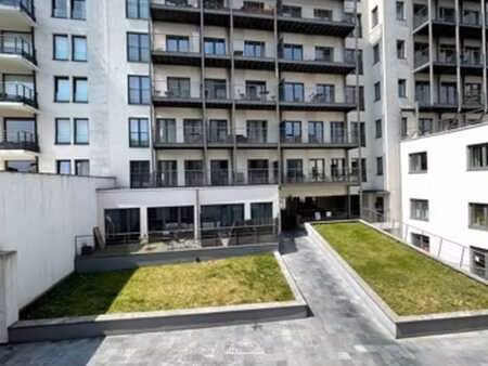 appartement rez-de-chaussée meuble de +/-59m2 + terrasse