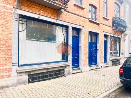haut st gilles-rdc bureau/commercial avec entrée indépendant