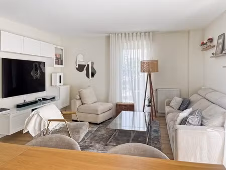 joli 3 pièces meublé