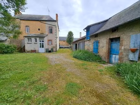 vente maison à livré (53400) : à vendre / 124m² livré