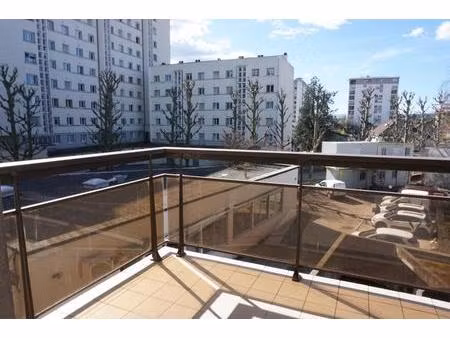 studio - res. symphony - 53 av de geneve - annecy
