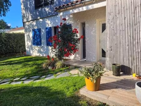 vente maison à rezé (44400) : à vendre / 196m² rezé