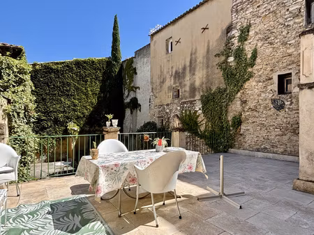 t4 terrasse - centre historique apt