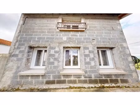 exclusivite deux maisons jardin dependance