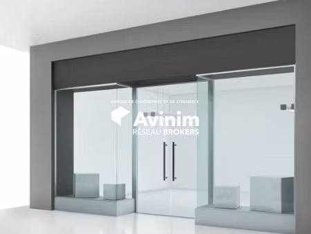 location commerce montauroux 83440 87m²