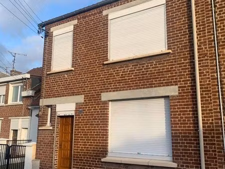 maison 4 pièces 77 m²
