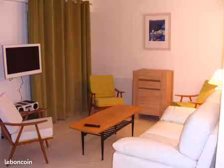 a louer t5 meuble à massiac