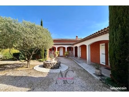 villa 5 pièces 146 m²