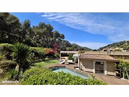 maison 5 pièces 102 m²