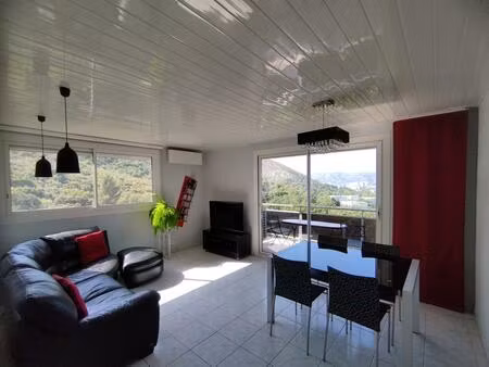 13010 saint tronc t4 de 78 m2 cave, balcon et possibilité de box