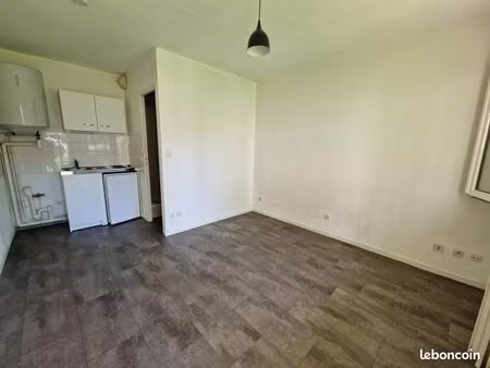 studio 1 pièce 16 m²