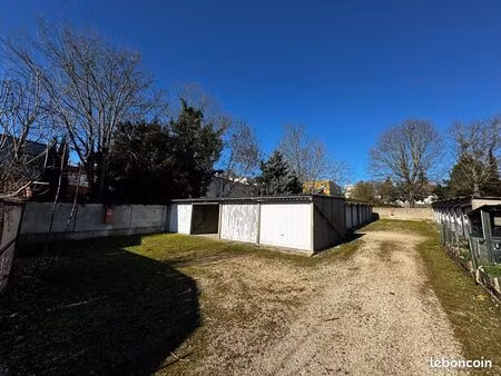box 15,6m2 chelles