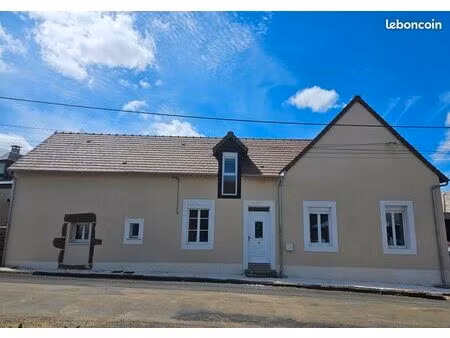 location maison t4- sainte sabine sur longève