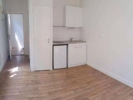 location appartement t1 au mans flore (72000) : à louer t1 / 18m² le mans flore