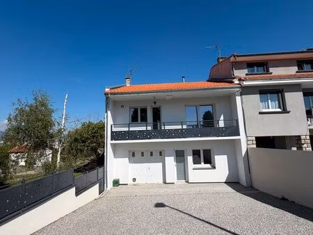 maison de 100m2 à la location