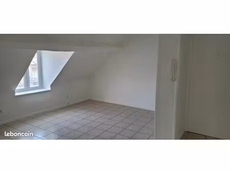 à louer – t3 lumineux – 3ᵉ étage – nevers quartier préfecture