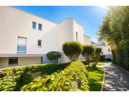 tres bel appartement proche santa luccia a pied