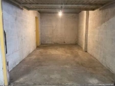 villeneuve-loubet, secteur marina, garage au 1er sous-sol