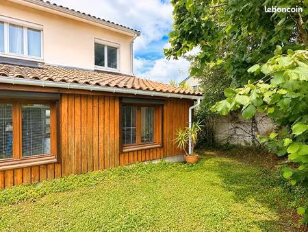 maison 5 pièces 102 m²