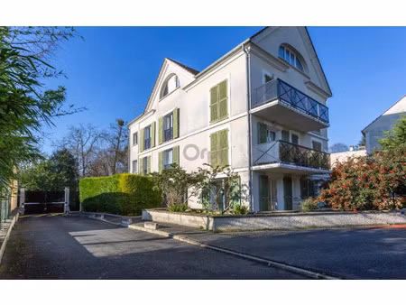location appartement, m² t-2 à yerres, 858 €