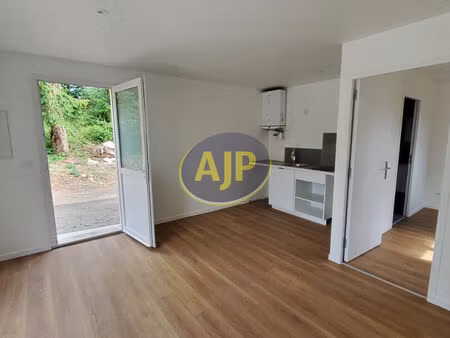 appartement plain-pied - 2 pièces rénové - 33.40 m² - kerfourn