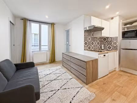 paris 3e - haut-marais - 2 pièces - 31m²