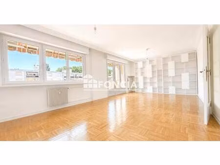 magnifique appartement au neudorf, rue saint-hippolyte