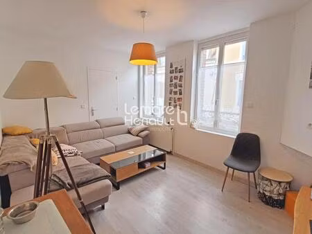 maison de ville rénovée 3 chambres avec jardin