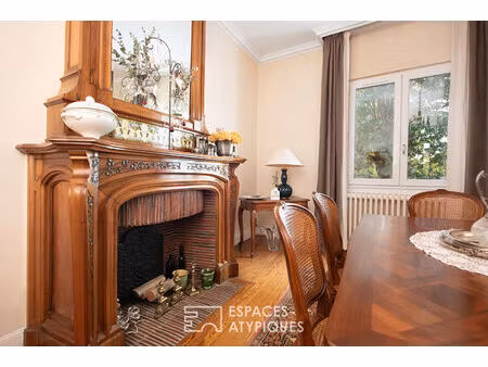 elégante villa des années 30 et son jardin intimiste