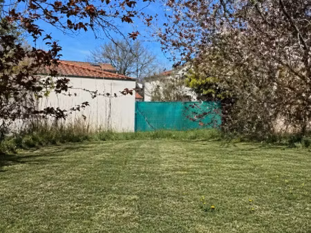 terrain 357m² colomiers-jacca