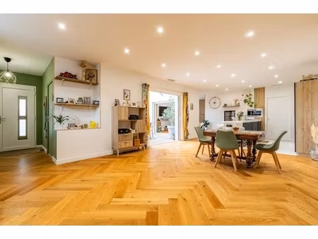 élégance contemporaine et confort absolu - une maison clé en main