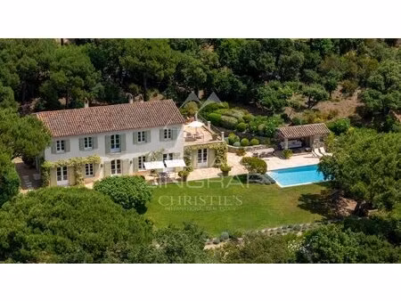 sublime villa provençale à vendre à ramatuelle