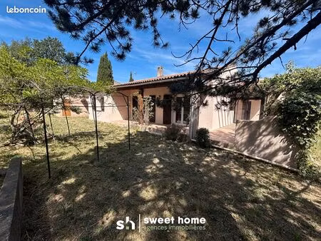 villa 4 pièces 100 m²