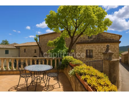 propriété à vendre uzes 14 pièce(s) 548m2 885 000€