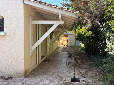maison 86.39 m² eysines non mitoyenne avec jardin et garage.