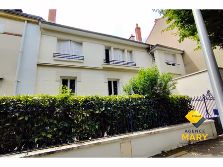 maison meublee à louer - 233m2 - vichy entre marché couvert
