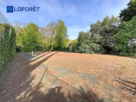 guidel, emplacement de qualité au centre de guidel, terrain constructible de 1000m²