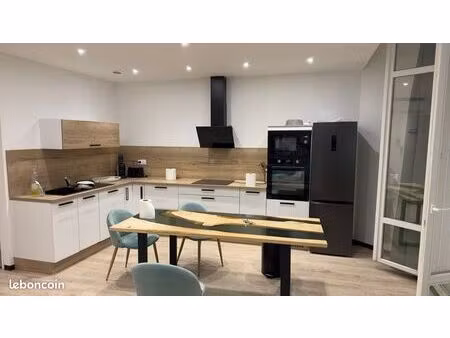 ? t3 neuf 80m2 meublé