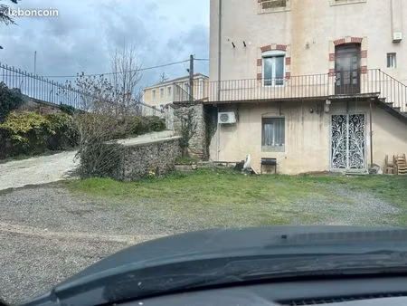 location f3