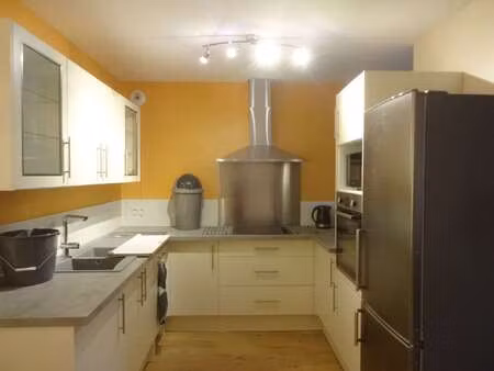 location appartement 2 pièces à la chapelle-saint-aubin (72650) : à louer 2 pièces / 49m² 