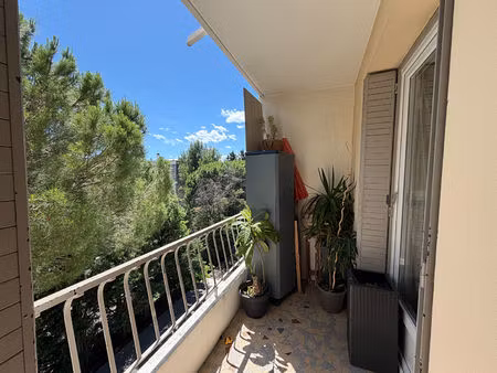 appartement avignon 3 pièce(s) 58.23 m2 avec balcons et parking