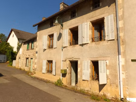 maison à vendre giat 4 pièce(s) 110m2 48 000€