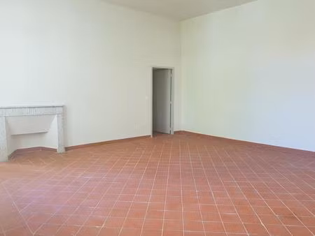 nimes appartement t2 bis avec garage