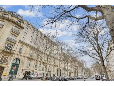 location bureaux 310 m² à 2 163 m²