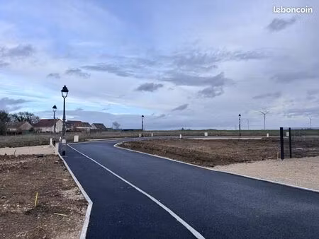 terrain 466 m² roinville