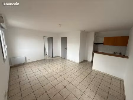 location appartement t2 lumineux avec balcon – quartier hôtel de ville - montpellier