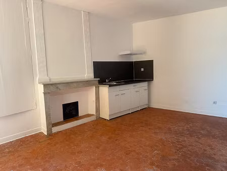 location appartement 2 pièces 38m²