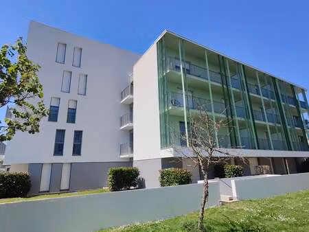 location appartement 2 pièces à la roche-sur-yon centre ville (85000) : à louer 2 pièces /